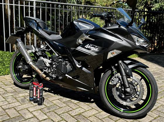 KAWASAKI NINJA 400 